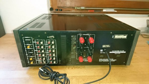 Akai AM-93 – Bild 3