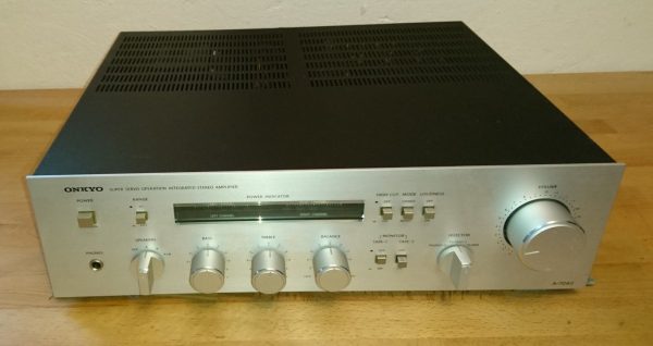 Onkyo A-7040