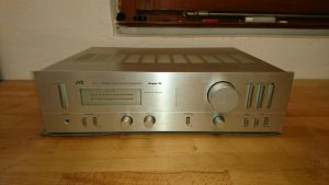 JVC A-X1