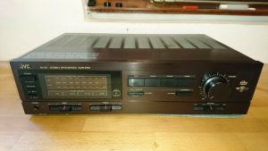 JVC AX-33