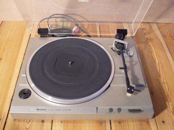 Hitachi HT-20S