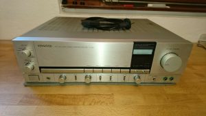 Kenwood KA-990 silber