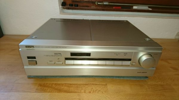 Denon DAP-2500 silber