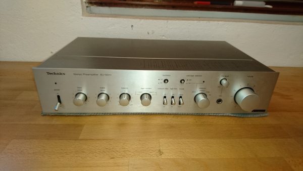 Technics SU-9011