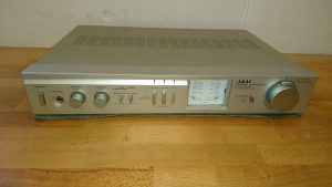 Akai AM-U11