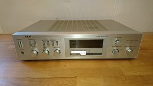 Akai AM-U03