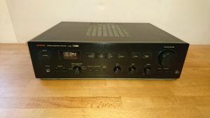 Luxman A-384