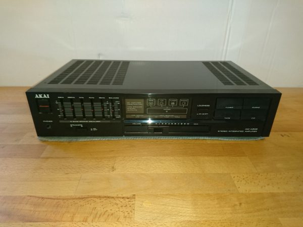 Akai AM-A202