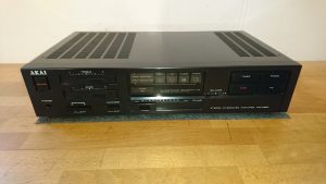 Akai AM-A201