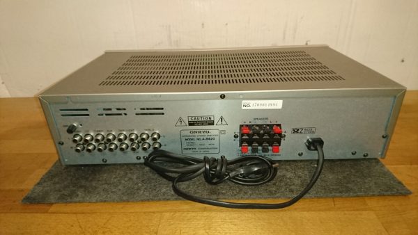 Onkyo A-8420 silber – Bild 3