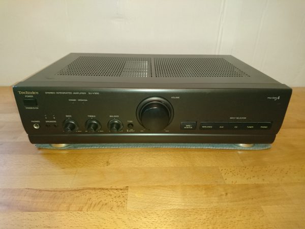 Technics SU-V300