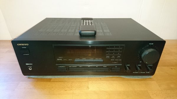 Onkyo TX-8211