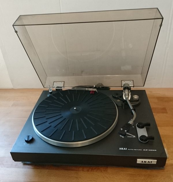 Akai AP-100C