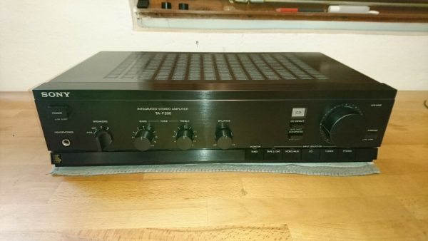 Sony TA-F200