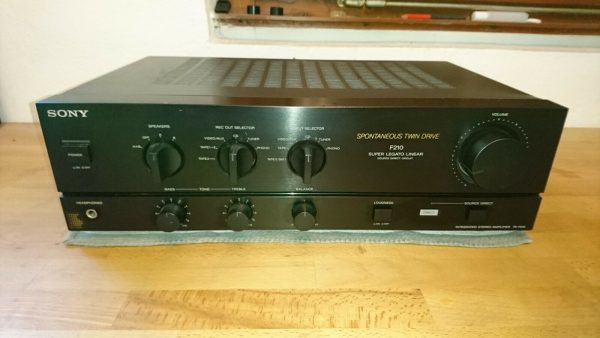 Sony TA-F210