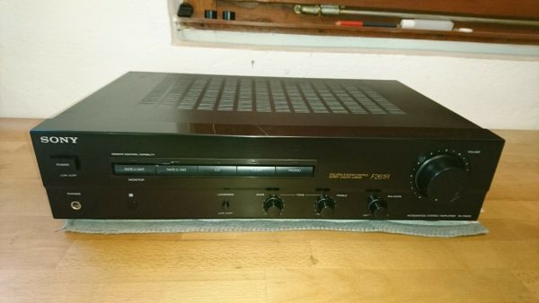 Sony TA-F261R