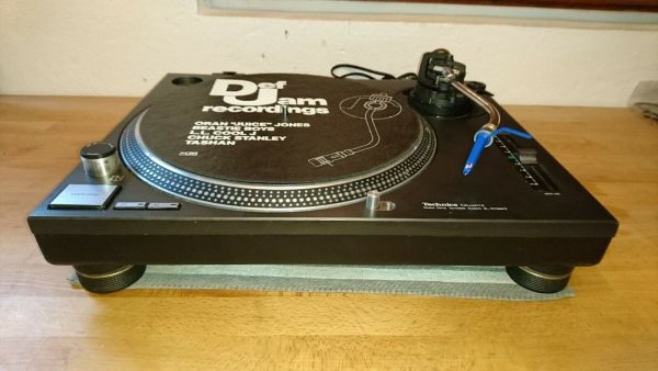 Technics SL-1210 MKII