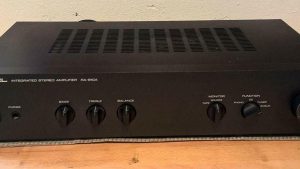 Rotel RA-810A