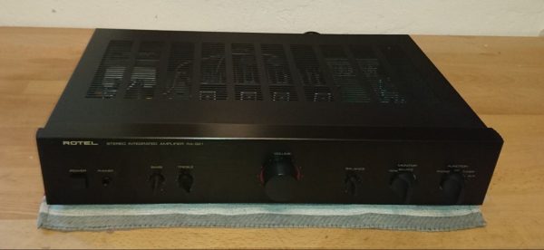 Rotel RA-921
