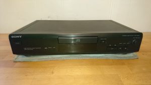 Sony CDP-XE220
