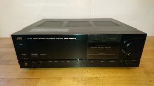 JVC AX-Z711