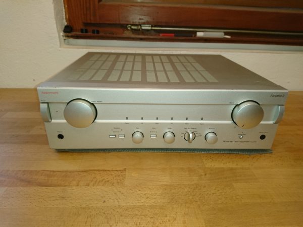 Nakamichi Amplifier 2 silber