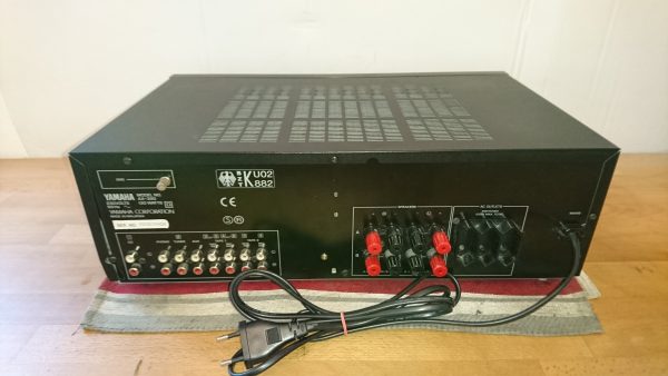Yamaha AX-390 – Bild 3