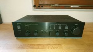 Yamaha A-550