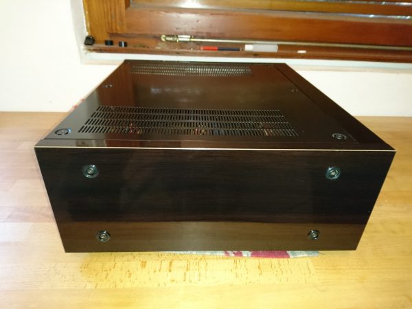 Akai AM-75 mit Holzwangen – Bild 3