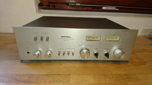 Rotel RA-713