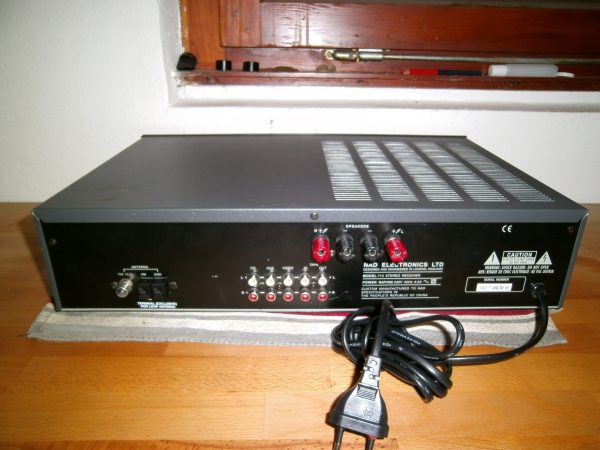 NAD 710 – Bild 3