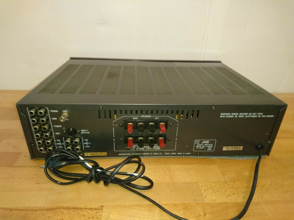 JVC A-X400 – Bild 3