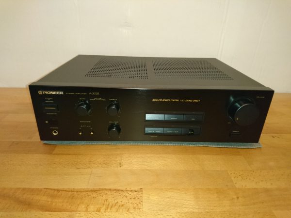 Pioneer A-302R