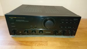 Onkyo A-8670