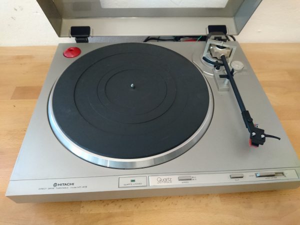 Hitachi HT-41S – Bild 4