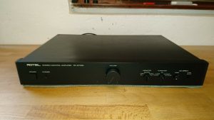 Rotel RC-870
