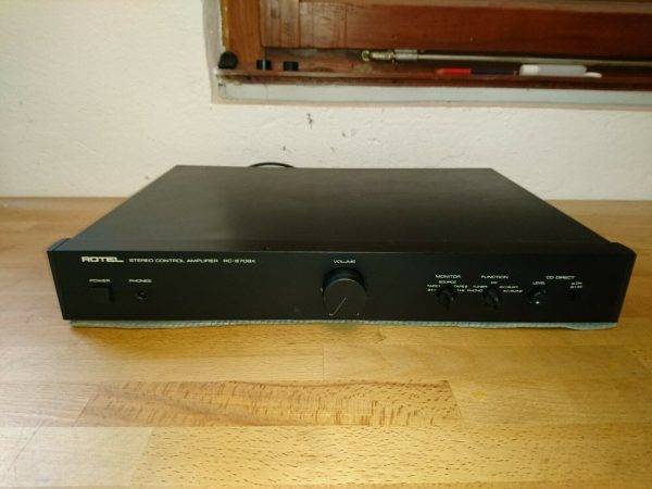Rotel RC-870