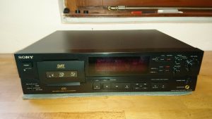 Sony DTC-670