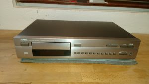 Yamaha CDX-490