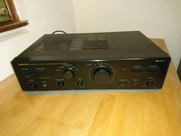 Onkyo A-8830