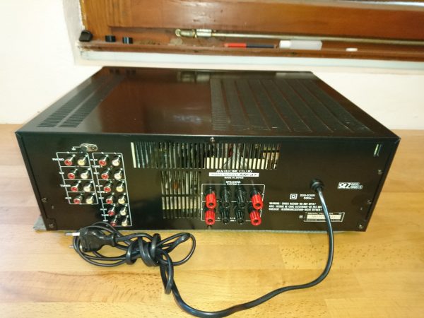 Akai AM-37 – Bild 3