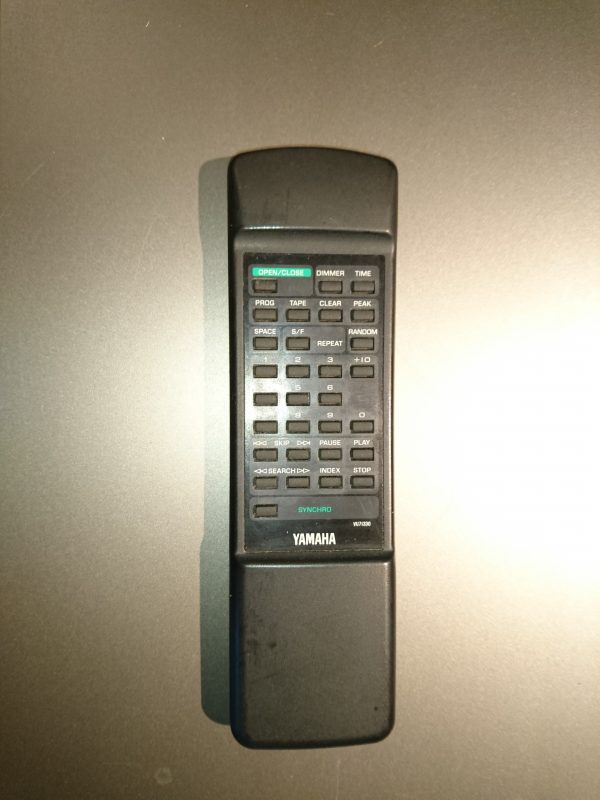 Yamaha CDX-490 – Bild 4