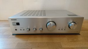 Onkyo A-9211 silber