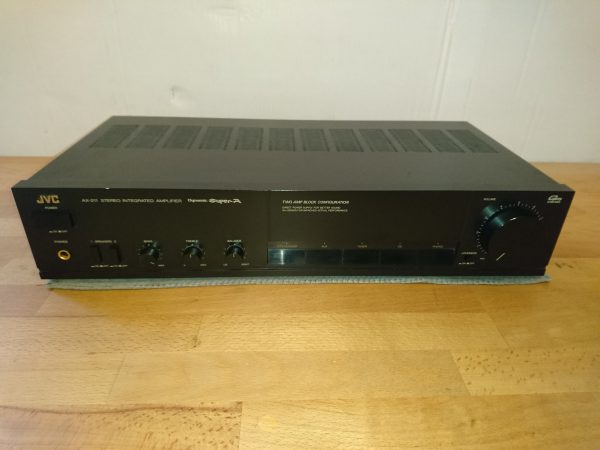 JVC AX-211