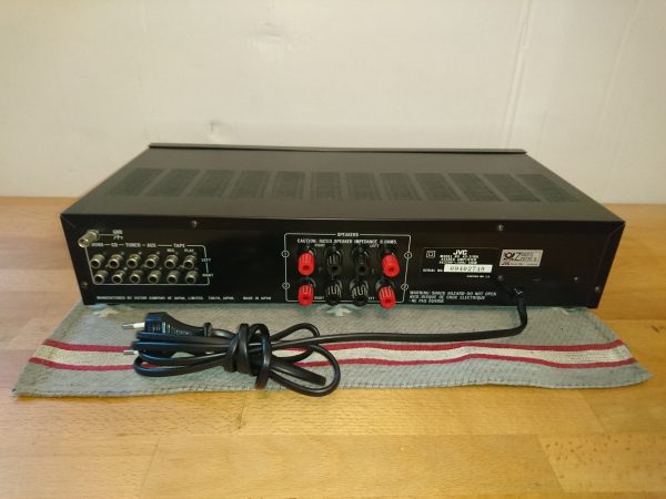 JVC AX-211 – Bild 2