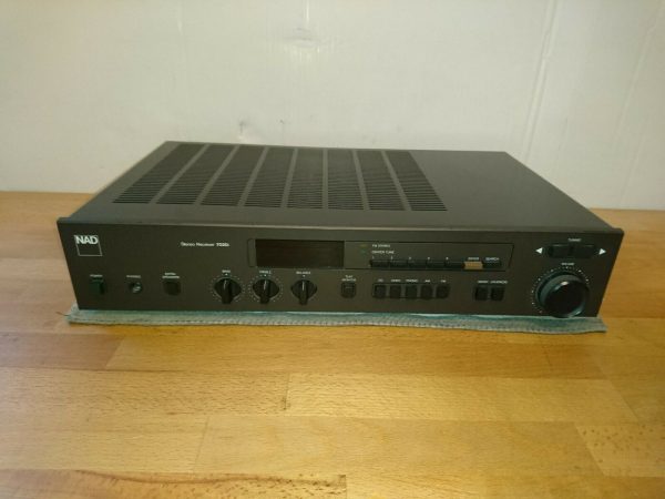NAD 7020i