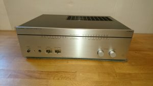 Luxman M-120A