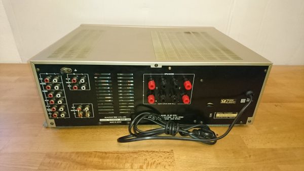 Akai AM-32 silber – Bild 2