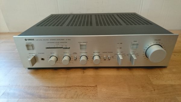 Yamaha A-760 silber