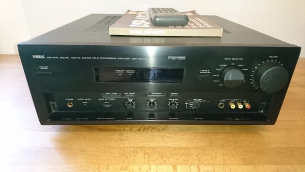 Yamaha DSP-A2070 – Bild 2
